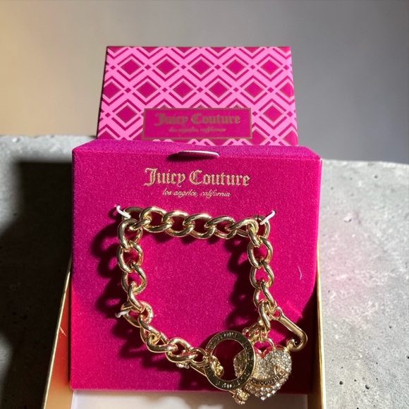 Juicy Couture Gold Heart & Logo Charm Chain Bracelet - Picture 2 of 3